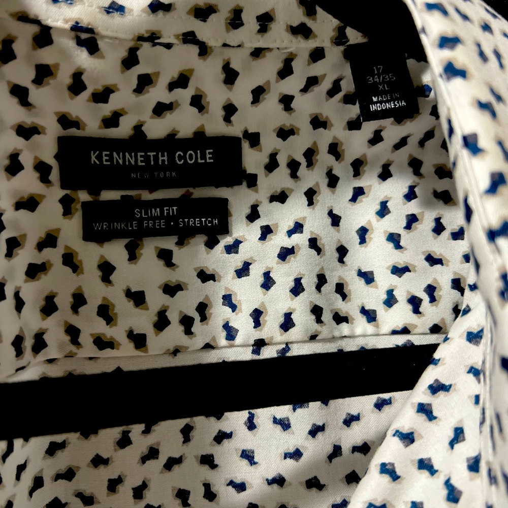 Kenneth Cole Botton Down Shirt XL